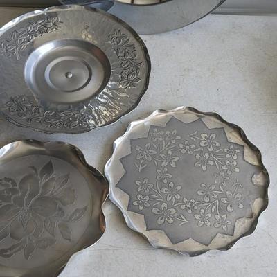 Large Serving Pieces