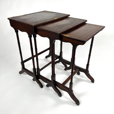 1260 Old Colony Furniture Company Antique Leather Top Nesting Tables