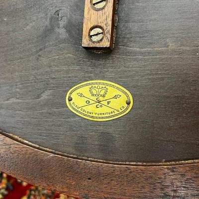 1261 Old Colony Furniture Company Antique Oval Leather Top Coffee Table