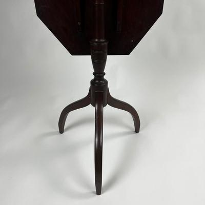 1262 Antique Mahogany Oval Inlay Tilt Top Table Candle-stand