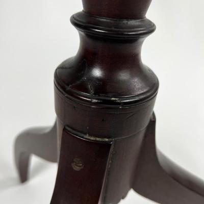 1262 Antique Mahogany Oval Inlay Tilt Top Table Candle-stand