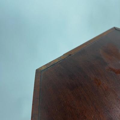 1262 Antique Mahogany Oval Inlay Tilt Top Table Candle-stand