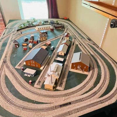 DREAM TRAIN Table *Not Tested*HO Scale*Read Details