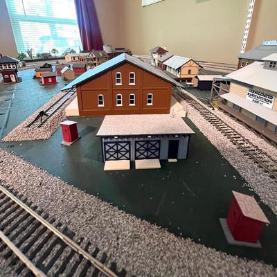 DREAM TRAIN Table *Not Tested*HO Scale*Read Details