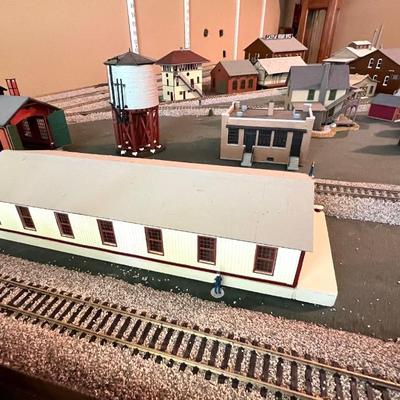 DREAM TRAIN Table *Not Tested*HO Scale*Read Details