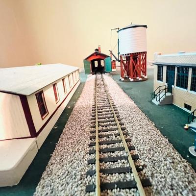 DREAM TRAIN Table *Not Tested*HO Scale*Read Details