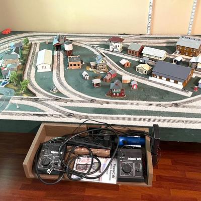 DREAM TRAIN Table *Not Tested*HO Scale*Read Details