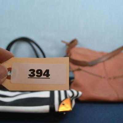 LOT 394. TWO LADIES HAND BAGS