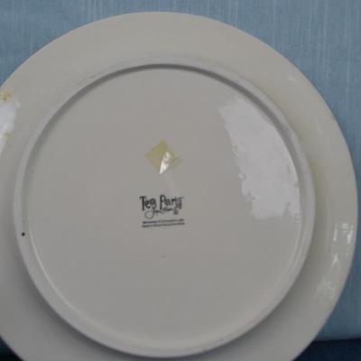 LOT 406. HOME DECOR TEA POT AND PLATE