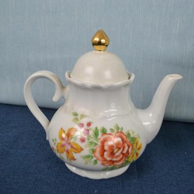 LOT 407. TWO TEA POTS
