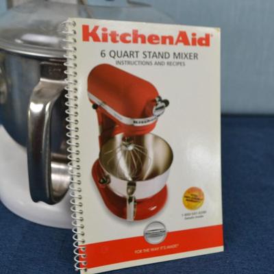 LOT 412. KITCHEN AID STAND MIXER