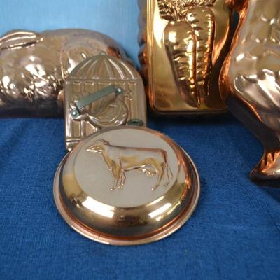 LOT 414. VINTAGE COPPER MOLDS