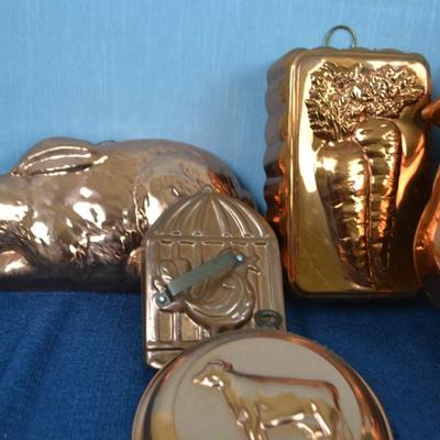 LOT 414. VINTAGE COPPER MOLDS