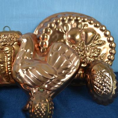 LOT 414. VINTAGE COPPER MOLDS
