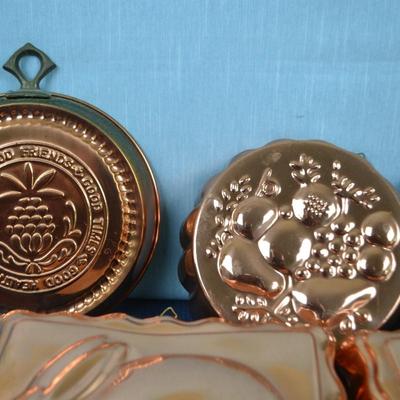 LOT 415. VINTAGE COPPER MOLDS