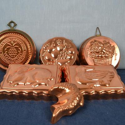 LOT 415. VINTAGE COPPER MOLDS