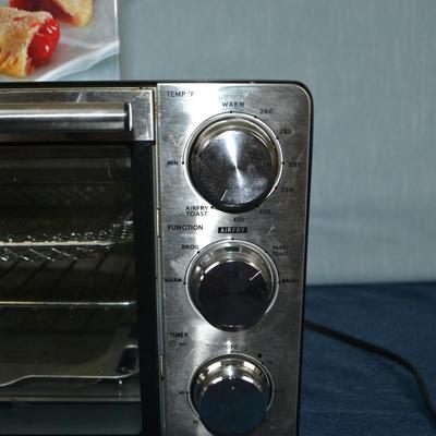 LOT 421.  GOURMIA AIR FRY TOASTER OVEN AND AIR FRYER COOK BOOK