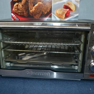 LOT 421.  GOURMIA AIR FRY TOASTER OVEN AND AIR FRYER COOK BOOK
