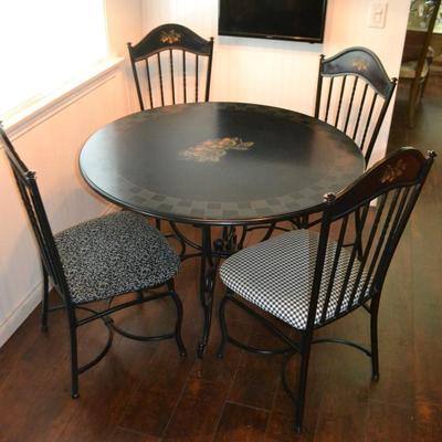 LOT 420. ROUND DINING SET