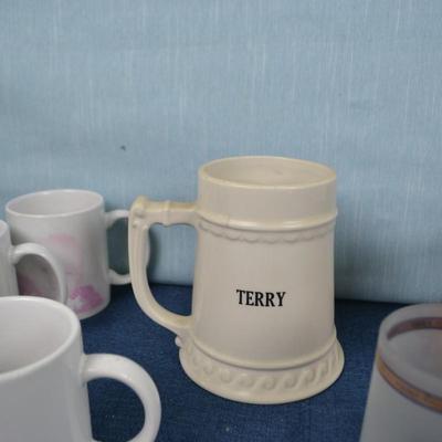 LOT 427. MUG COLLECTION INCLUDING COCA- COLA, AND UCLA