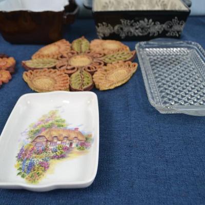 LOT 446. SERVING DISHES, AND HOT PLATES