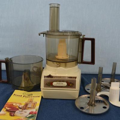 LOT 448. VINTAGE SUNBEAM FOOD PROCESSOR