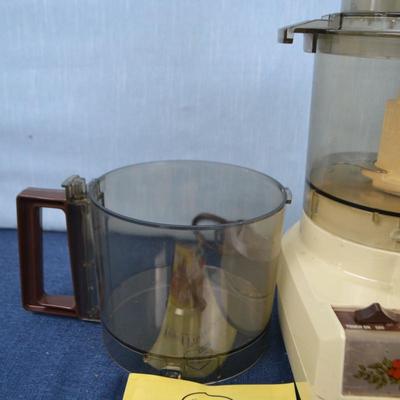 LOT 448. VINTAGE SUNBEAM FOOD PROCESSOR