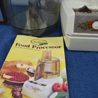 LOT 448. VINTAGE SUNBEAM FOOD PROCESSOR