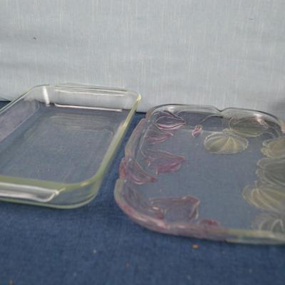 LOT 453. BAKEWARE, GLASSWARE