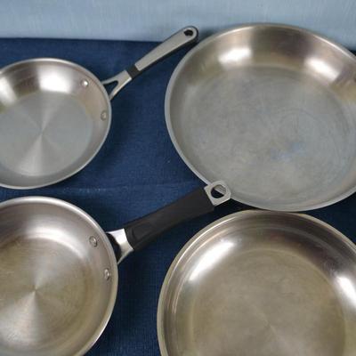 LOT 457 COOKWARE
