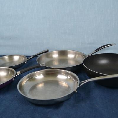 LOT 457 COOKWARE