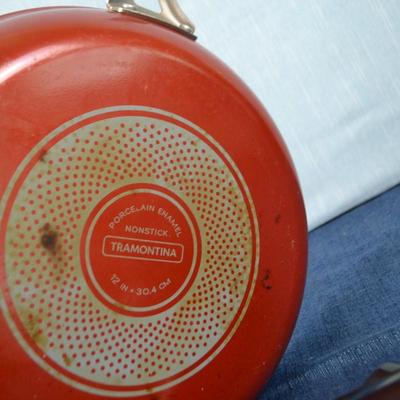 LOT 458. COOKWARE