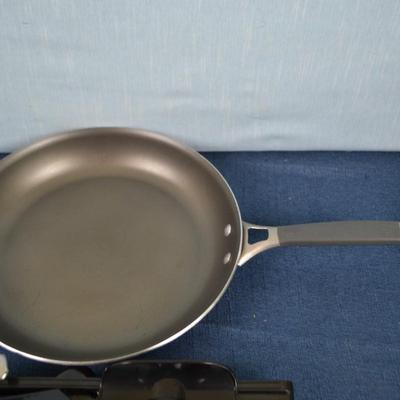 LOT 458. COOKWARE