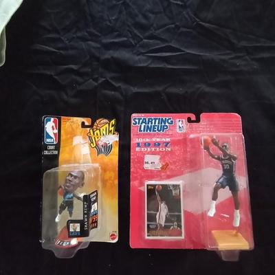 JAMS  AND STARTUP BASKETBALL FIGURES