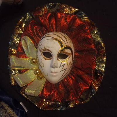 VINTAGE MARDI GRA MASKS