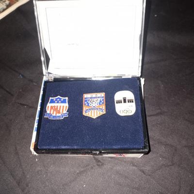 OLYMPIC PINS WITH AUTHENTICITY CERTIFICATE