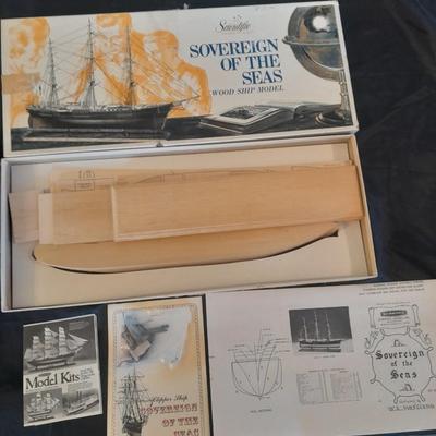SOVERIGN OF THE SEAS WOOD SHIP MODEL IN BOX