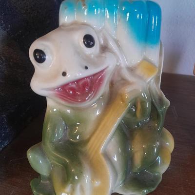 VINTAGE CERAMIC PLANTERS / FIGURES, FROG, LAMB WITH CART AND A BABY SHOE