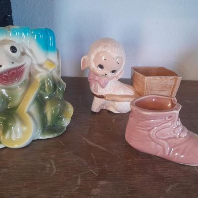 VINTAGE CERAMIC PLANTERS / FIGURES, FROG, LAMB WITH CART AND A BABY SHOE