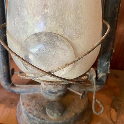 Vintage Embury MFG Lantern
