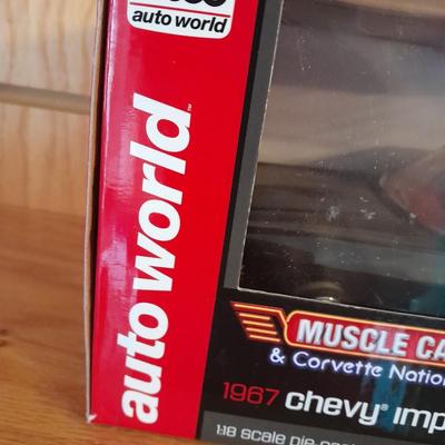 MUSCLE CAR 1967 CHEVY IMPALA SS 427 1:18 SCALE DIE CAST METAL REPLICA AMERICAN MUSCLE CAR