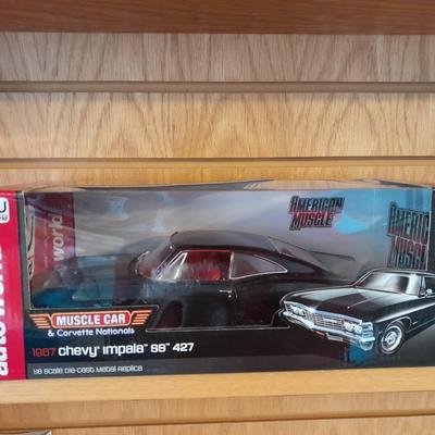 MUSCLE CAR 1967 CHEVY IMPALA SS 427 1:18 SCALE DIE CAST METAL REPLICA AMERICAN MUSCLE CAR