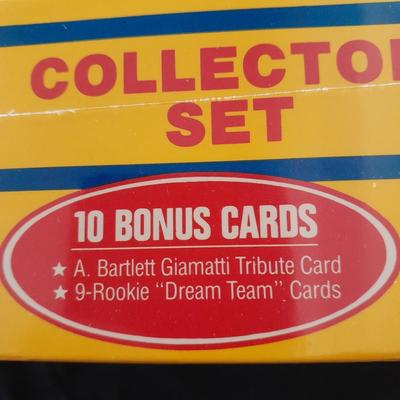 1990 SCORE BASEBALL COLLECTOR SET SEALED IN THE PACKAGE