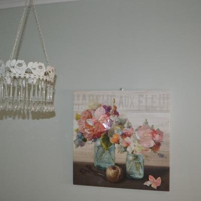 LOT 494 HOME DECOR ART AND HANGING DECOR