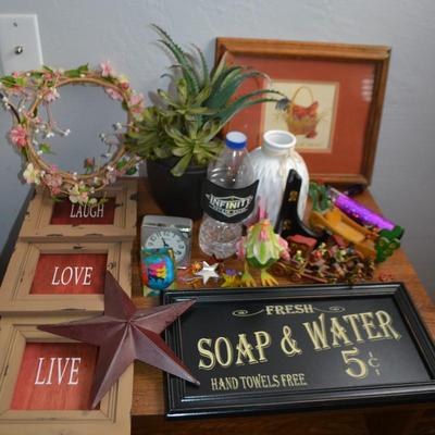 LOT 497. HOME DECOR ITEMS