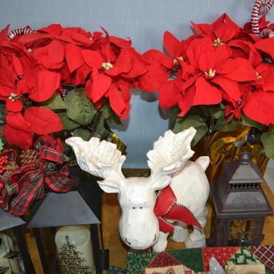 LOT 501. HOLIDAY DECOR ITEMS