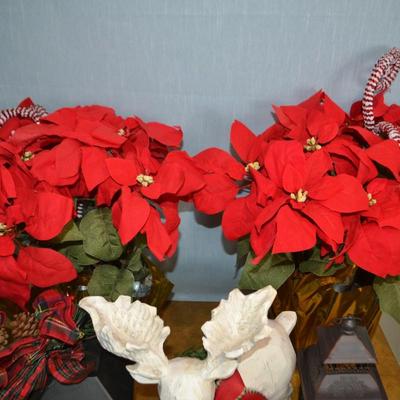 LOT 501. HOLIDAY DECOR ITEMS