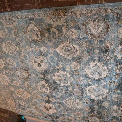 LOT 502. AREA RUG