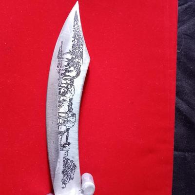 POCKET KNIVES AND ENGRAVED KNIVE