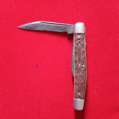 POCKET KNIVES AND ENGRAVED KNIVE
